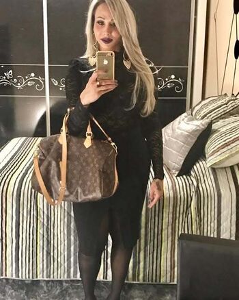 agathaferrazz