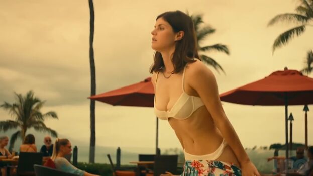 Alexandra Daddario