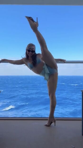 Full leaked Alexandra kerr private onlyfans photo