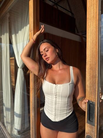 Full leaked Alissaplzzz private onlyfans photo