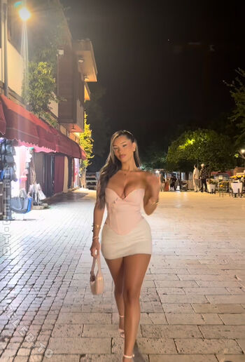 Full leaked Almira azemi private onlyfans photo