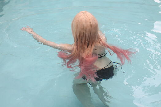 Altariaa_cos