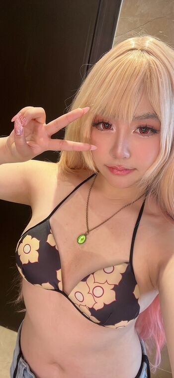 Altariaa_cos