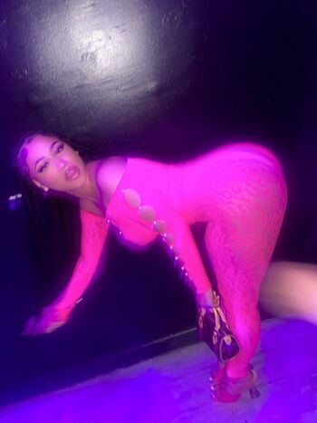 Full leaked Amourrbel private onlyfans photo