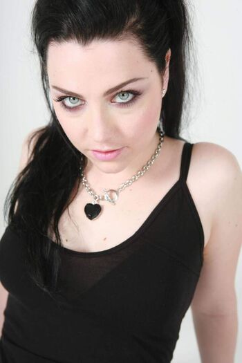 Full leaked Amy lee private onlyfans photo