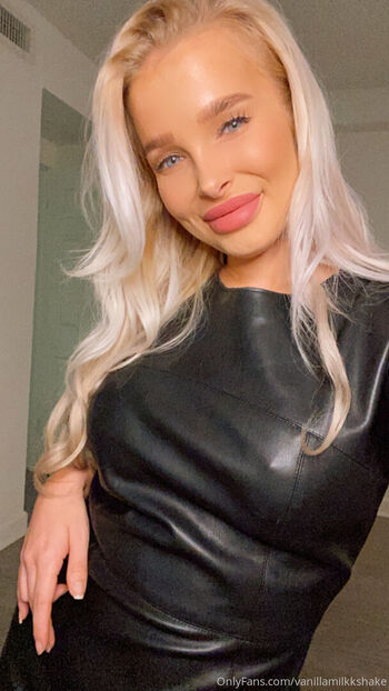 Full leaked Angelpussy private onlyfans photo