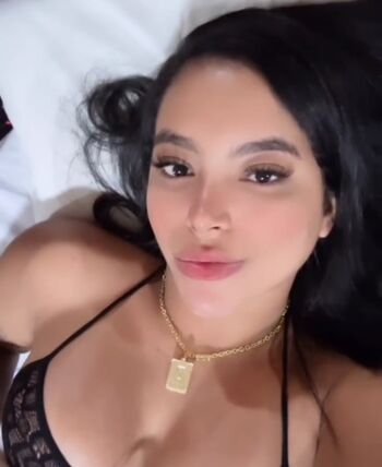 Anna Ferreira