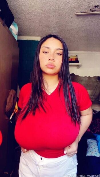 Full leaked Arysunset private onlyfans photo