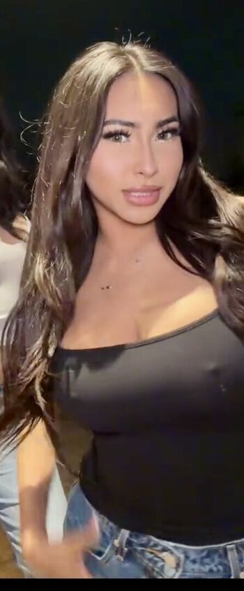 Full leaked Ashhuniid private onlyfans photo