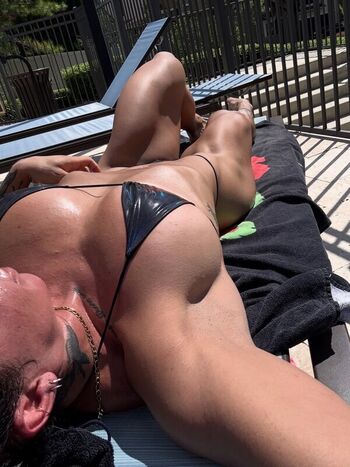 Full leaked Ashhentrekin private onlyfans photo