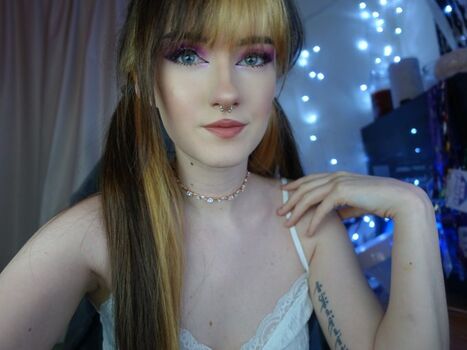 Full leaked Dana karenina/ private onlyfans photo