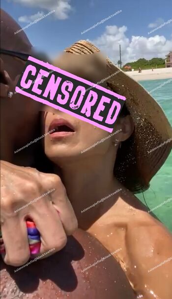 Full leaked Asiancouplefla private onlyfans photo