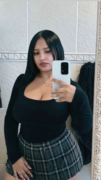 Authentic_kelly4