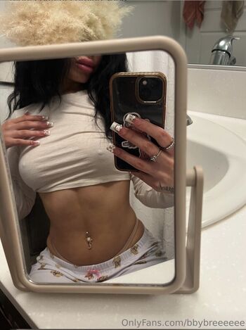 Baby_Breeeeee