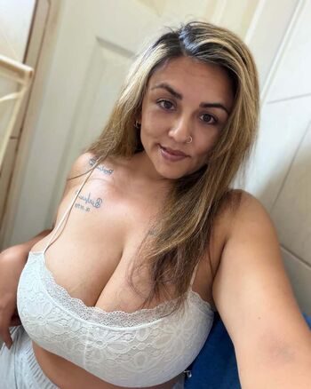 Full leaked Barbaracurvyreels private onlyfans photo