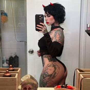 Full leaked Beezzgarden private onlyfans photo
