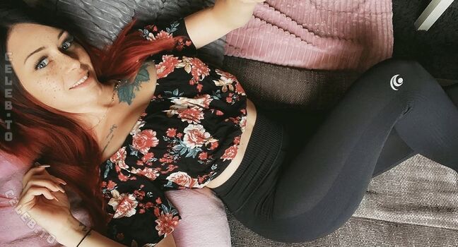 Full leaked Bitchazepam private onlyfans photo