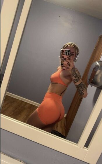 Full leaked Blondegalx private onlyfans photo