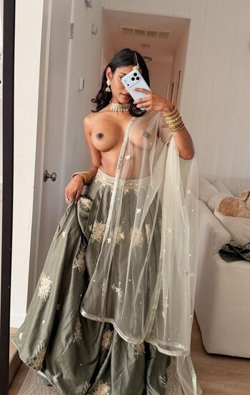 Full leaked Bollywoodtrapqueen page private onlyfans photo