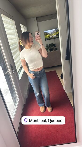 Full leaked Caeli mckay private onlyfans photo