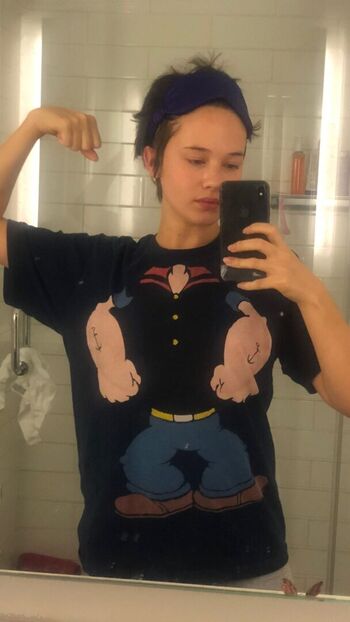 Full leaked Cailee spaeny private onlyfans photo