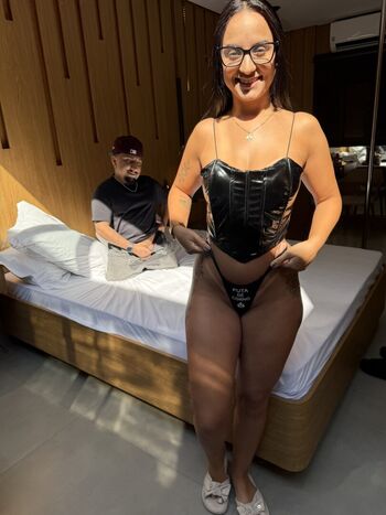 Full leaked Casal novinhoooos private onlyfans photo