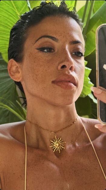 Clara Renรฉ