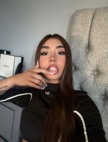 Full leaked Clementinexoxo private onlyfans photo