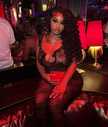 Full leaked Dabombbest mari private onlyfans photo