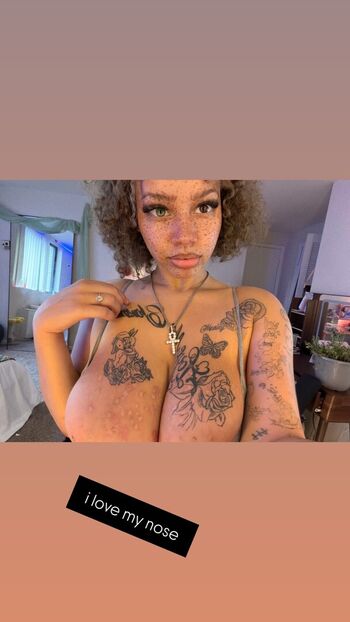 Full leaked Dahliagoth private onlyfans photo