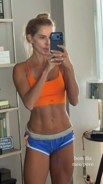 Deborah Secco