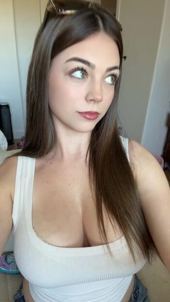 Full leaked Deeznailss private onlyfans photo