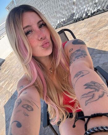 Full leaked Didiroficial private onlyfans photo