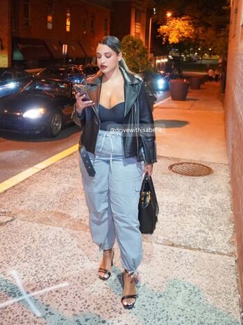 Full leaked Drivewithisabella private onlyfans photo