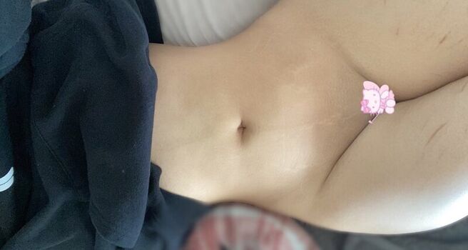 Full leaked E bxnny private onlyfans photo
