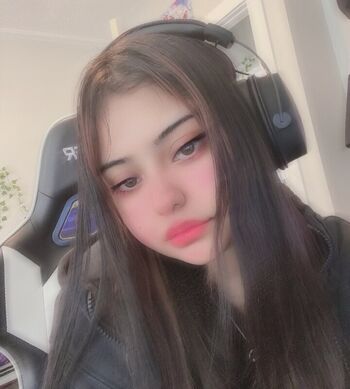 Full leaked E bxnny private onlyfans photo