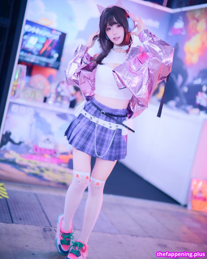 Ely Cosplay / Ely_eee / eeelyeee Fotografie OnlyFans Dezbrăcată #197