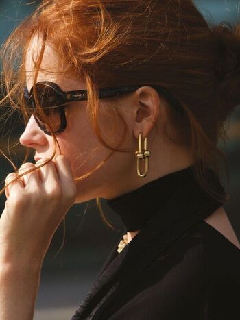 Ellie Bamber
