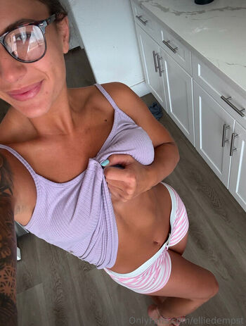 Full leaked Ellie dempster page private onlyfans photo