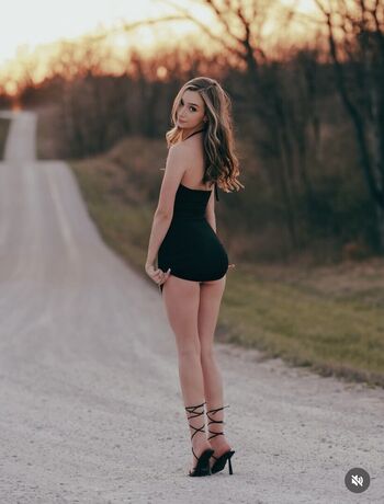 Emily.graceexo