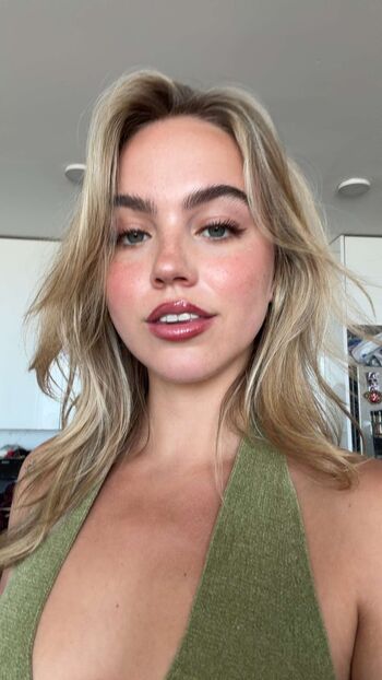 Full leaked Emma brooks private onlyfans photo
