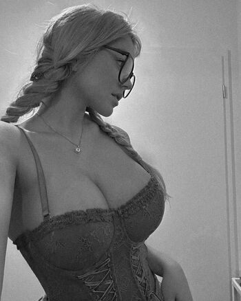 Full leaked Husvjjal / private onlyfans photo