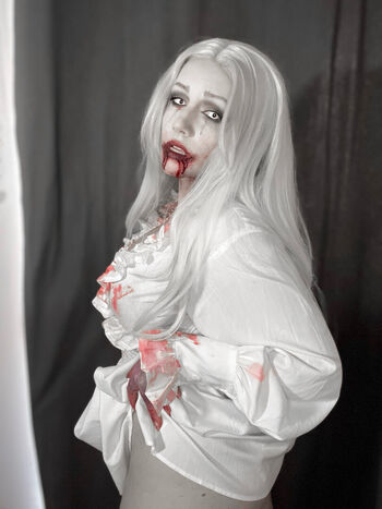 Full leaked Ezy summers cosplay private onlyfans photo