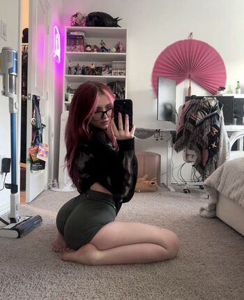 Full leaked Faeriies private onlyfans photo