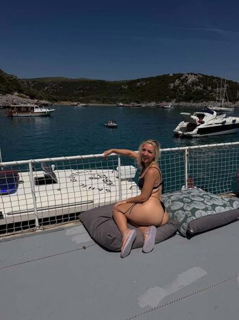 Full leaked Fidan atalay private onlyfans photo