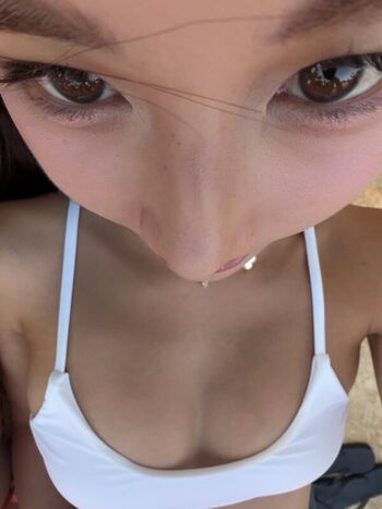 Full leaked Fionaylin private onlyfans photo