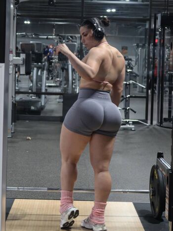 Full leaked Fitbyesma private onlyfans photo