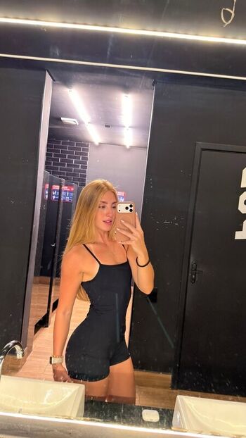 Full leaked Gabi amaral private onlyfans photo