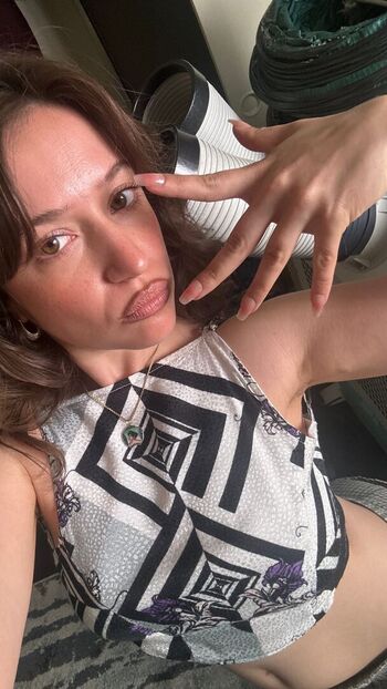 Full leaked Gideon adlon private onlyfans photo