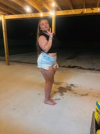 Full leaked Haleyjade howton private onlyfans photo